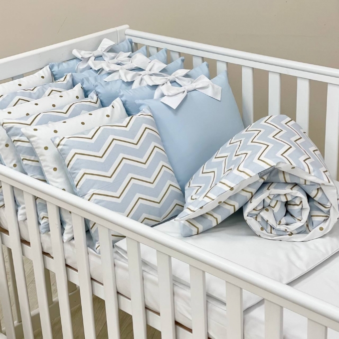 Set lenjerie patut bebe 7 piese Dots albastru (13)